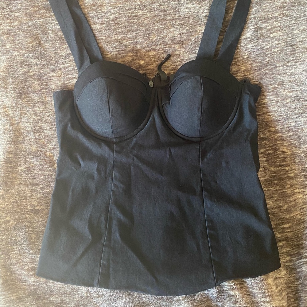 Guess top